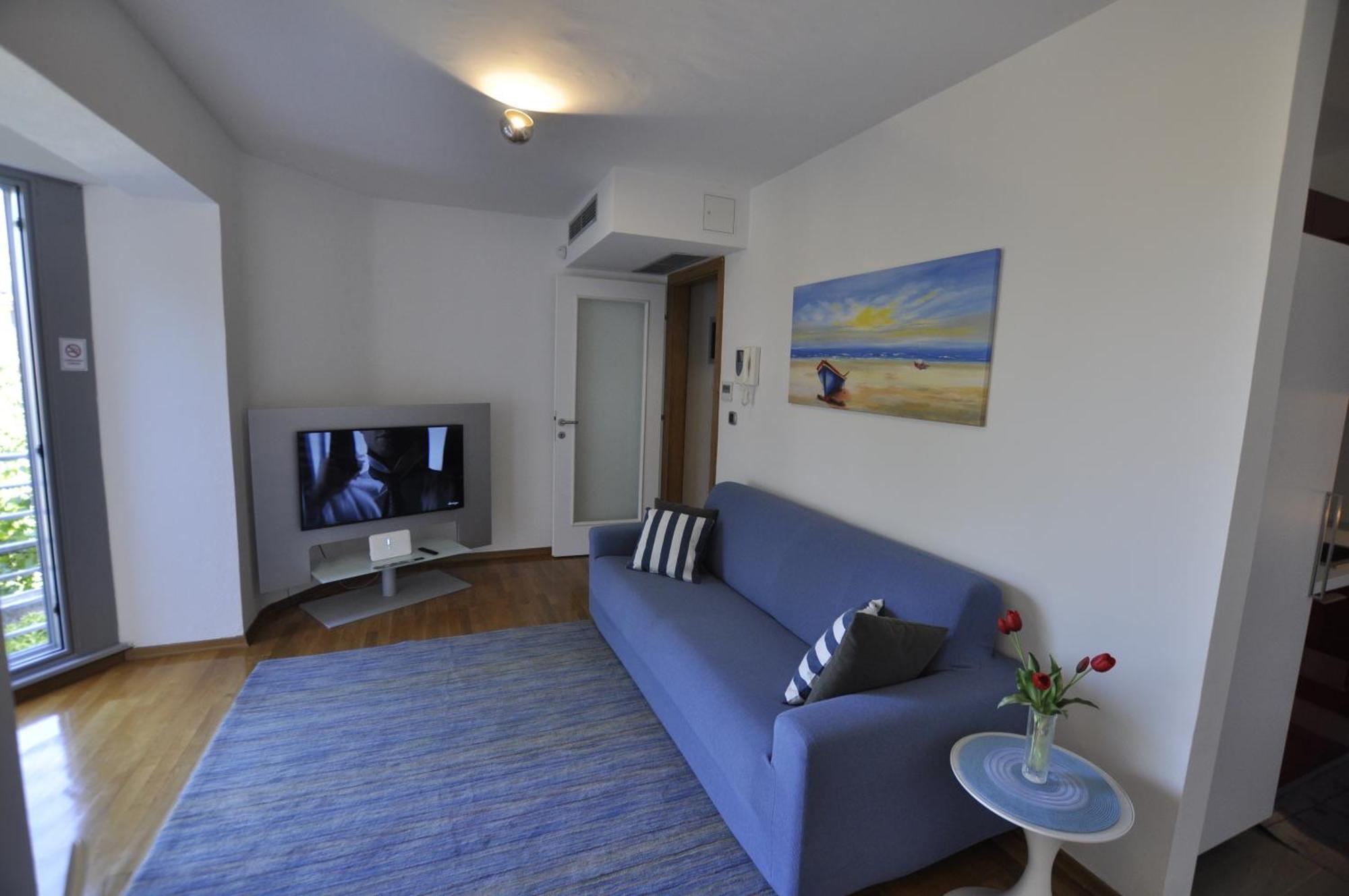 Alessia Apartments-Top Location And Garage Parking ロヴィニ エクステリア 写真